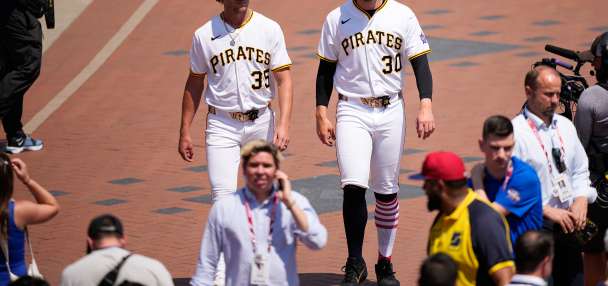 Baseball's All-Stars don't like MLB's salary cap proposal but say there's time to find a deal