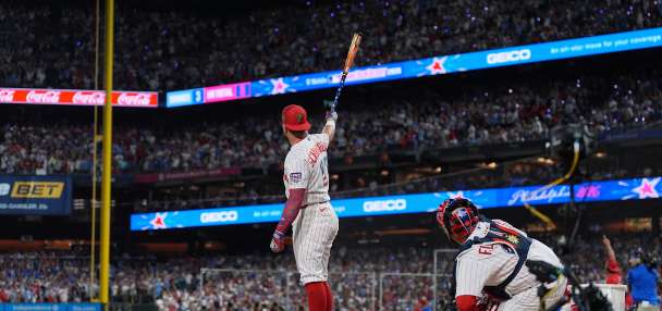 Schwarber advances in Home Run Derby, along with Contreras, Walker, Caminero