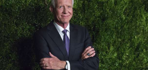 Miracle on the Hudson pilot Sully Sullenberger announces Alzheimer's disease diagnosis