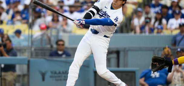 Shohei Ohtani to be available for Dodgers' weekend series at Yankees after fluid drained from knee