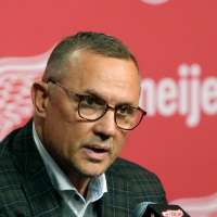 Steve Yzerman abruptly steps down as general manager of the Detroit Red Wings