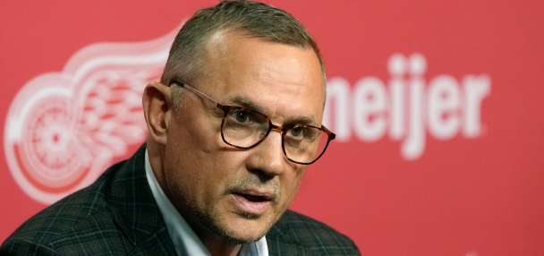 Steve Yzerman abruptly steps down as general manager of the Detroit Red Wings