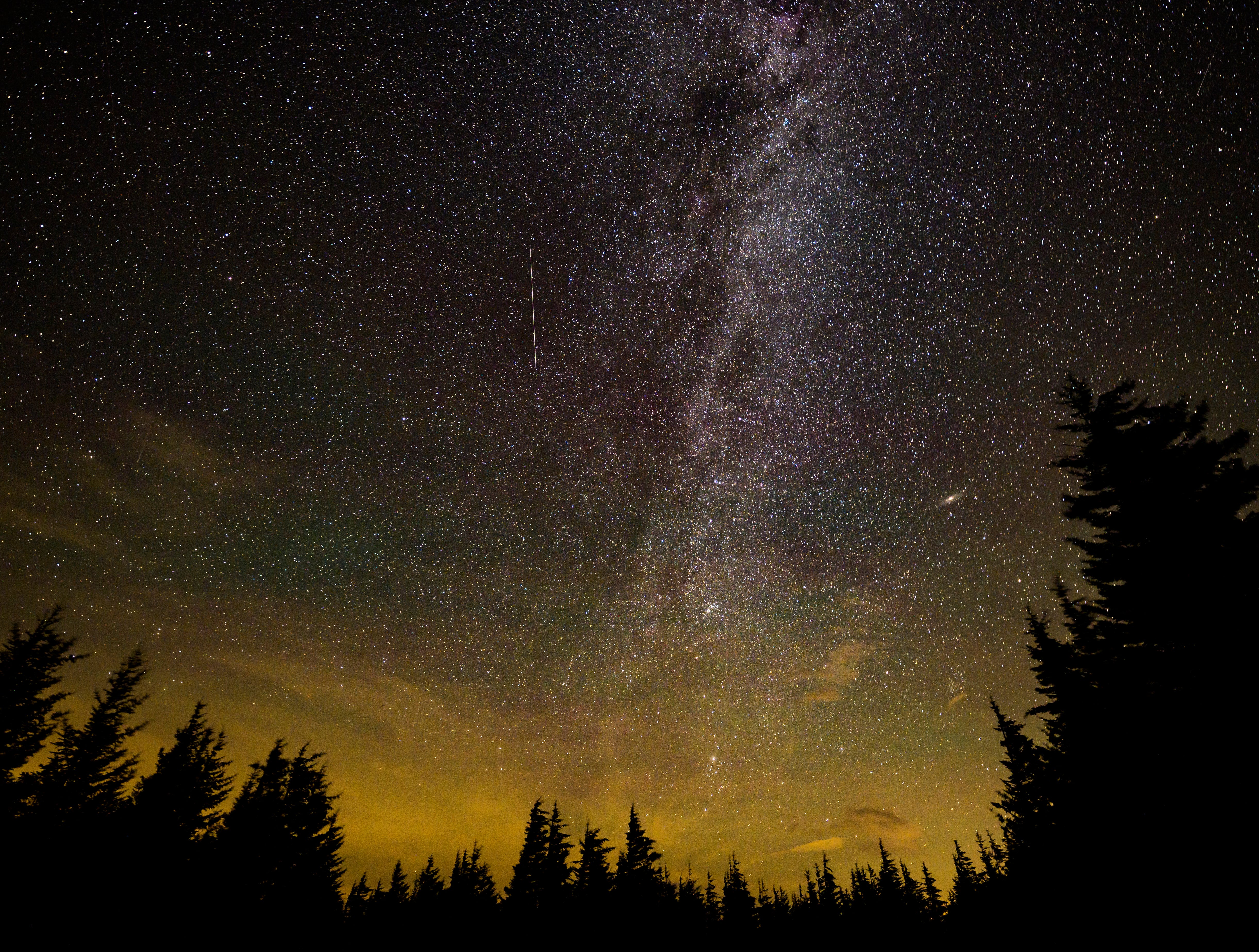 Summer meteor showers begin to light up nighttime skies  