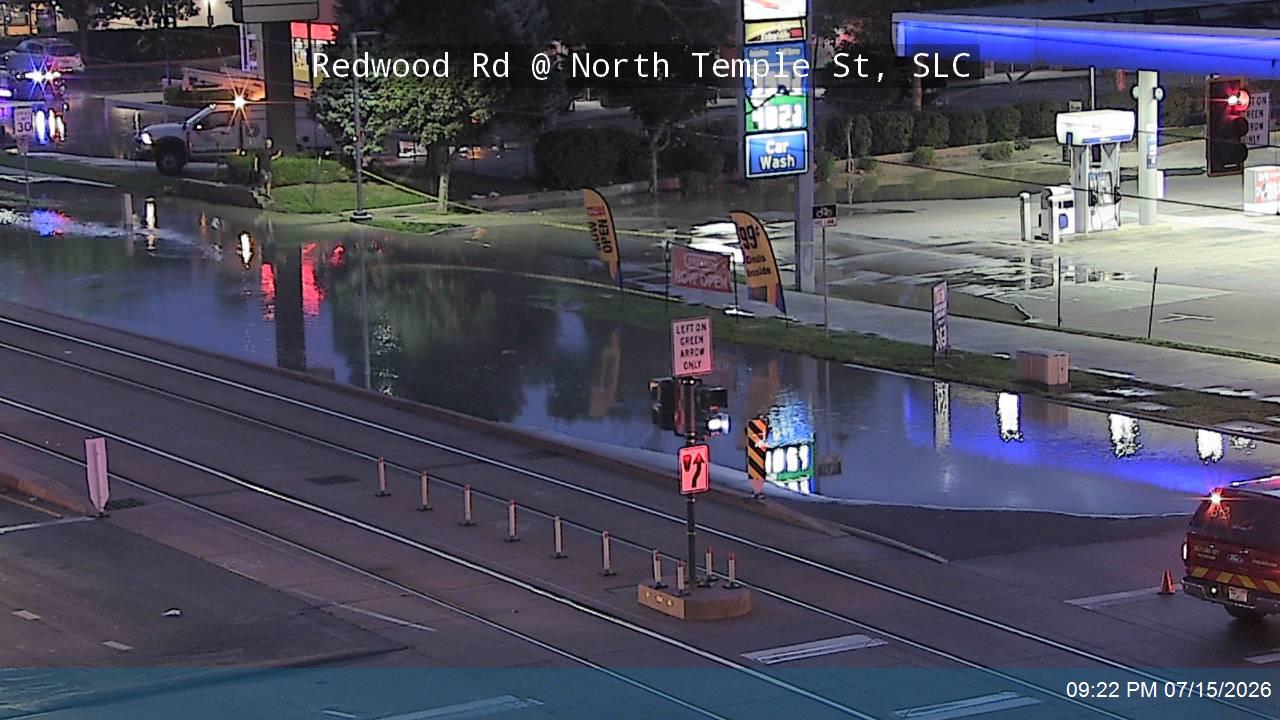 Section of North Temple closed as crews respond to flooding