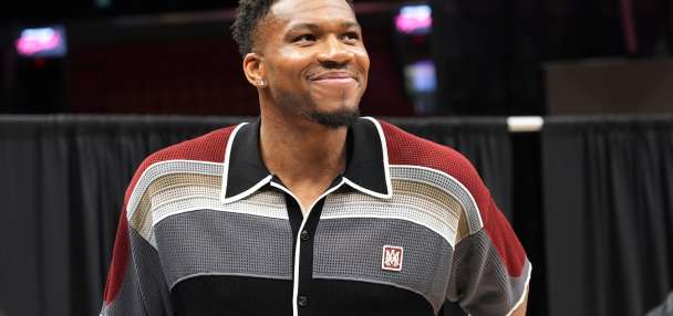 Giannis arrives in Miami, looking to follow Messi's path to more titles and success