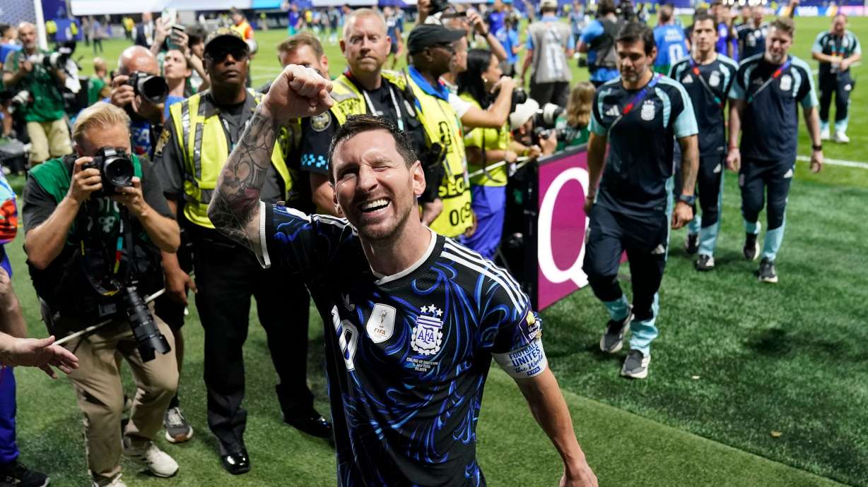 Argentina's Lionel Messi (10) reacts as he leaves the ground after their win in the World Cup semifinal soccer match between England and Argentina in Atlanta, Wednesday, July 15, 2026.