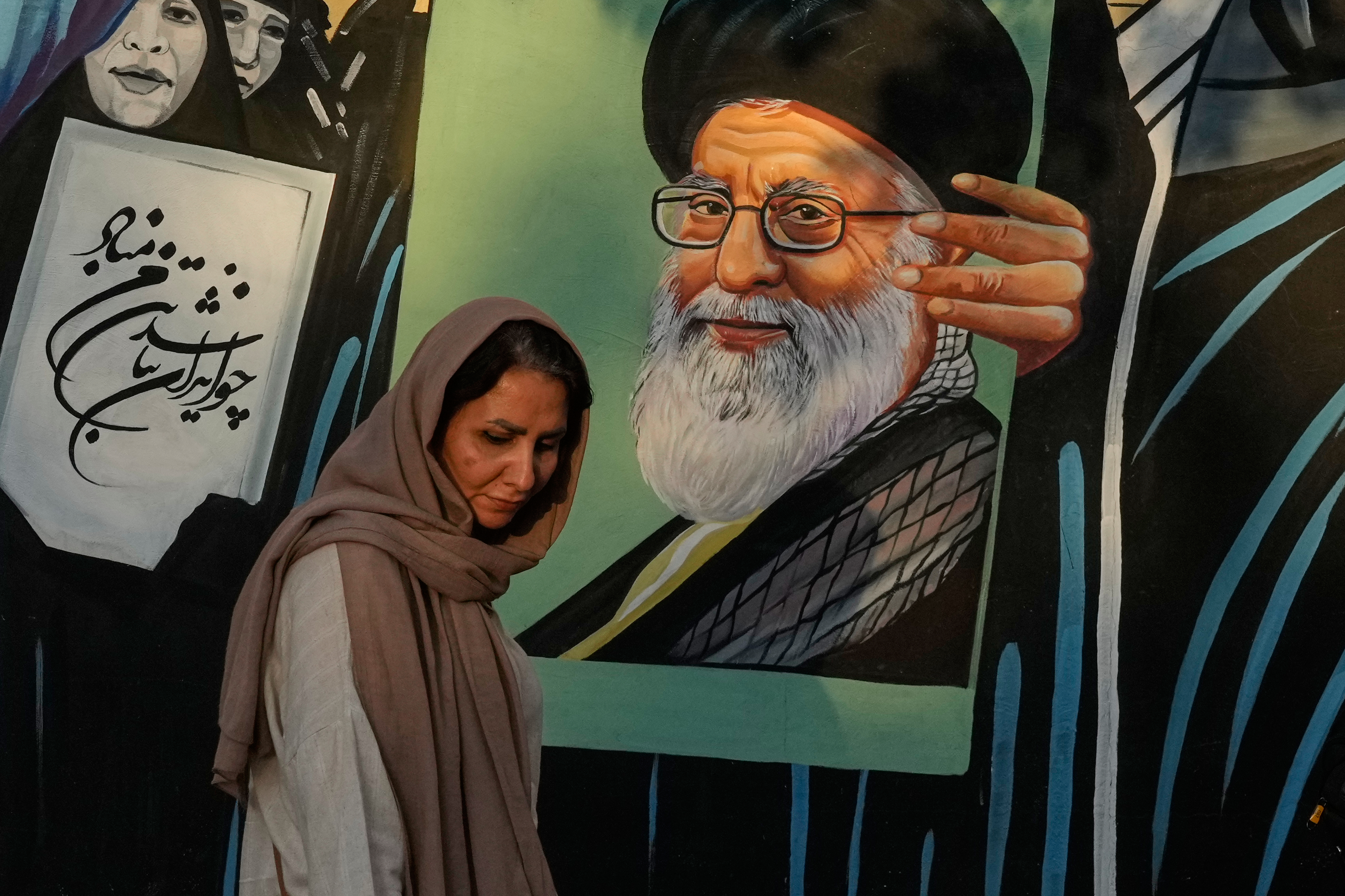 Military launches new airstrikes to punish Iran for deaths of US troops