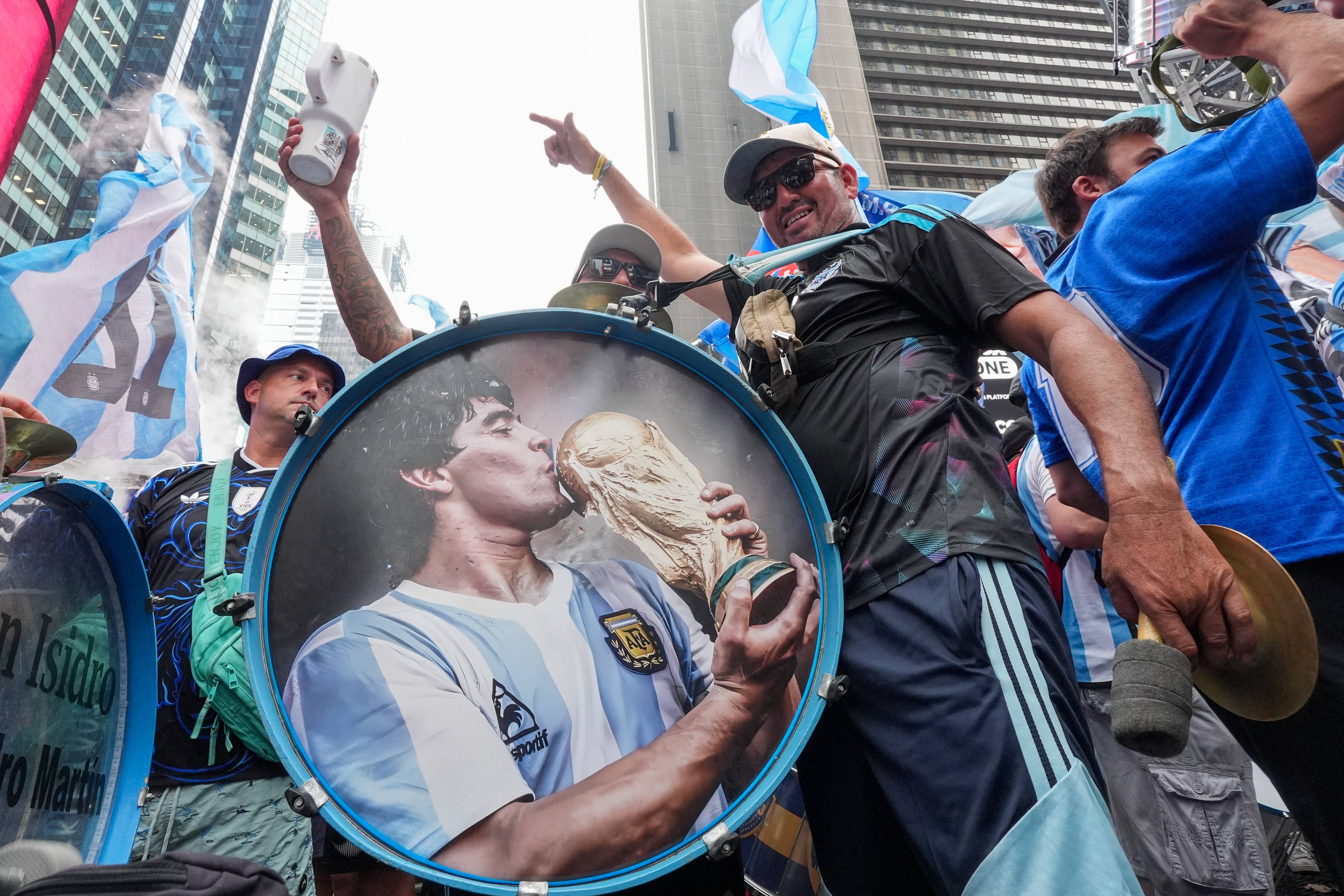 If history is any indication, expect some goals in the World Cup final between Argentina and Spain
