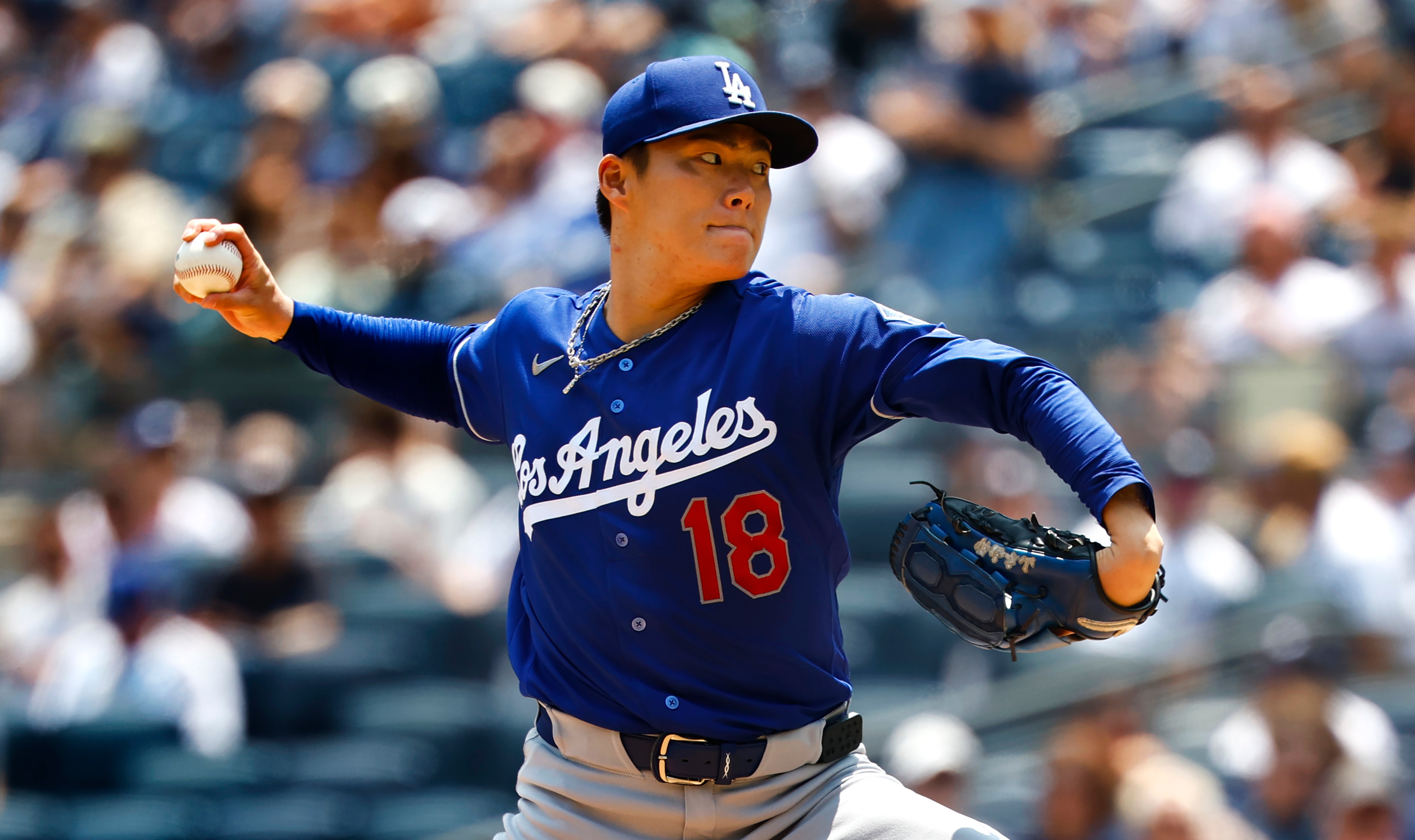 Yamamoto fires 4-hitter and Ohtani leads offense as Dodgers top Yankees 8-2 in 1st game of twinbill