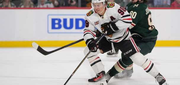 Bedard says Carlsson's offer sheet had no effect on his thinking for Blackhawks contract