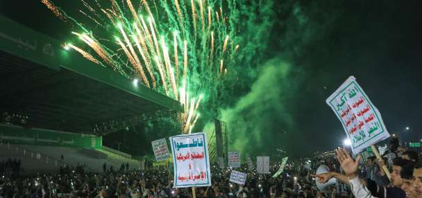 Iranian official meets mediators in Pakistan as Iran and US keep up a 10th day of attacks