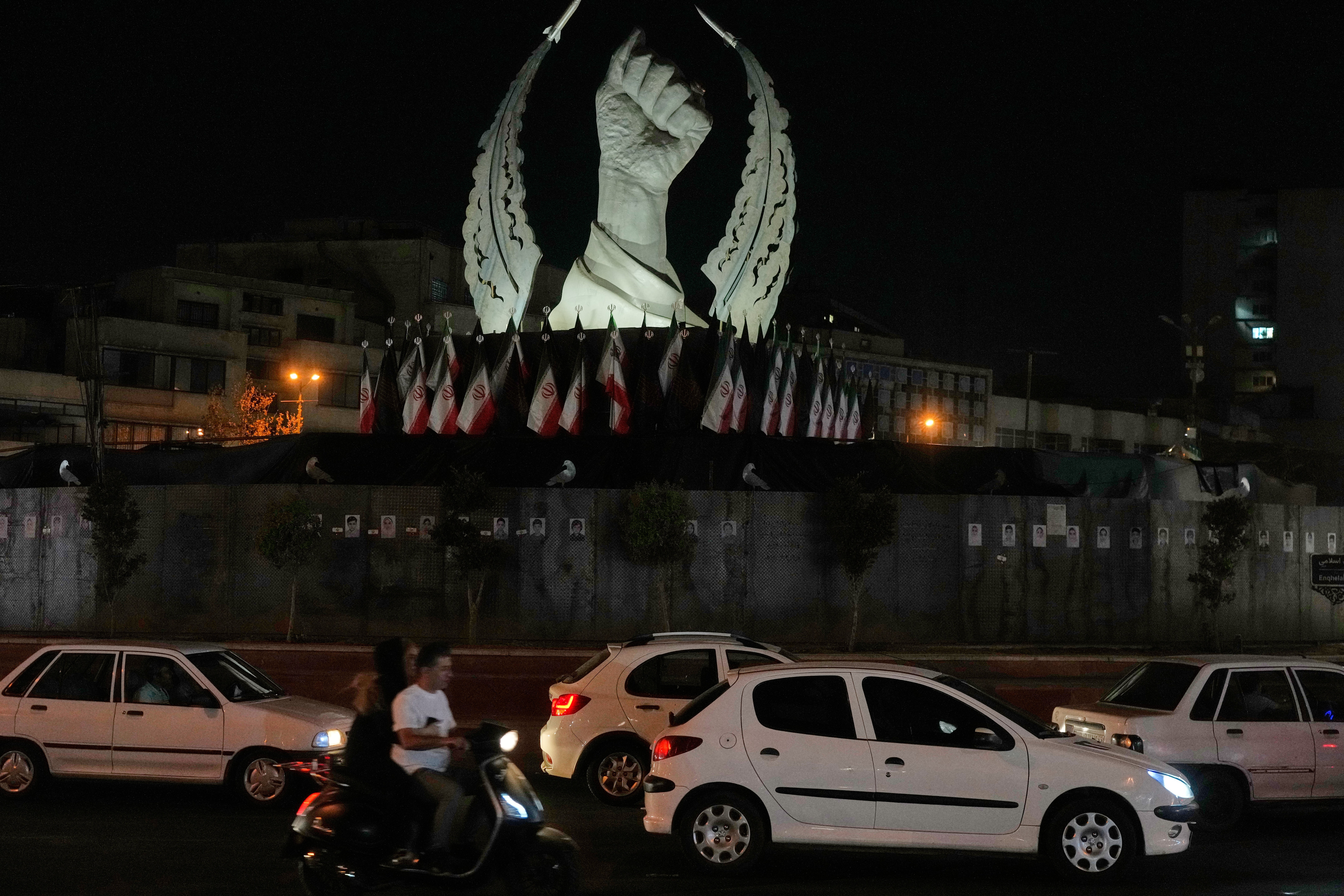 US and Iran attacks rage; officials question if diplomacy can stop march toward war resuming
