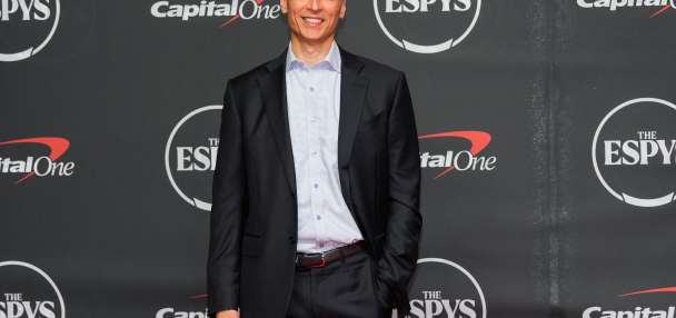 ESPN starts layoffs tied to NFL Network acquisition, memo says
