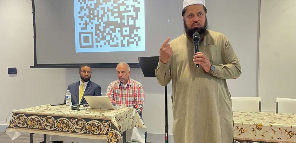 Utah's Muslim community, advocates gather to counter Islamophobia after attack on man at mall