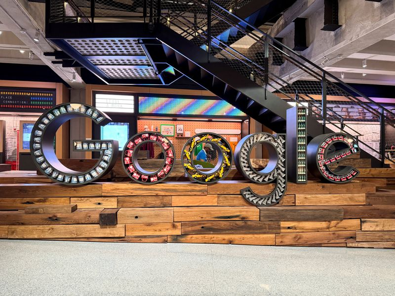 Google rolls out new selfie video sign-in feature