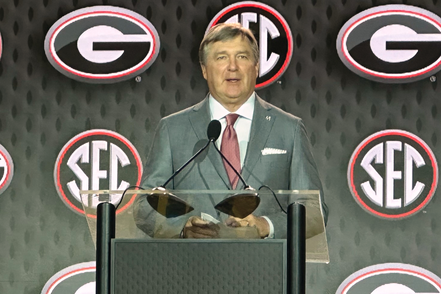 Georgia tops preseason media poll to win SEC championship in 2026