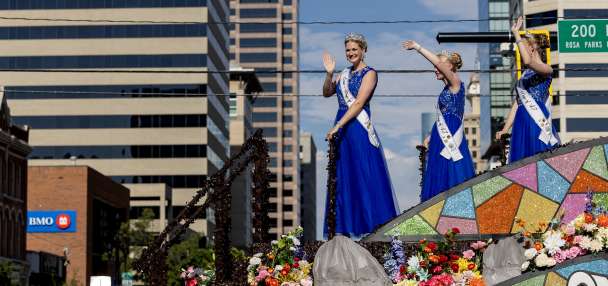 'It's amazing': Thousands descend on Salt Lake City for annual Days of '47 Parade
