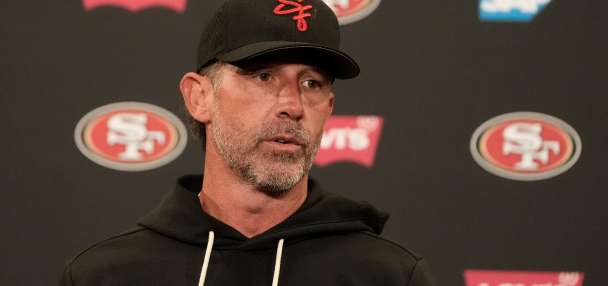 49ers coach Kyle Shanahan hurt in a car crash, limited as training camp opens
