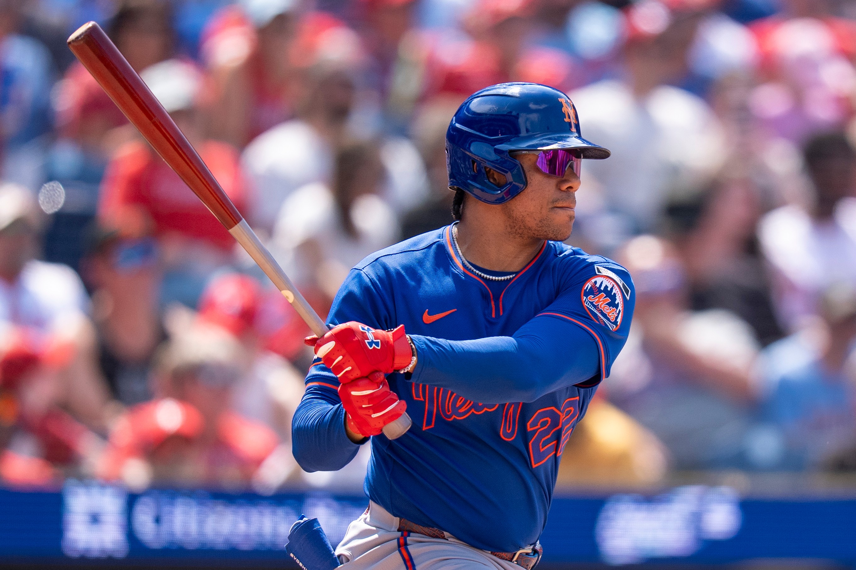New York Mets' Juan Soto hits an RBI single during the sixth inning of a baseball game against the Philadelphia Phillies, Sunday, July 19, 2026, in Philadelphia. 