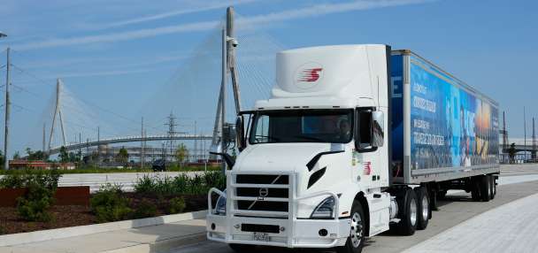 Traffic to start flowing Monday across new bridge between Canada and US