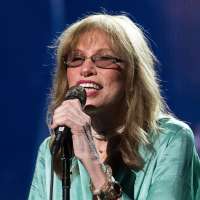 Carly Simon has been diagnosed with Parkinson's disease, treated for skin cancer