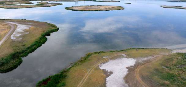 Conservation groups push back against proposed water treatment plant near Great Salt Lake