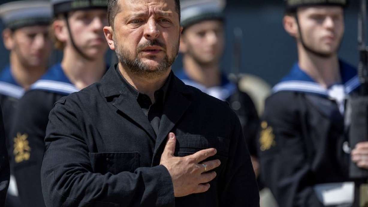 Zelenskyy to meet US senators , Russia sanctions vote expected