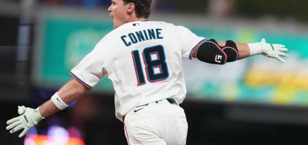 Griffin Conine's walk-off RBI single snaps the Marlins' 12-game skid with an 8-7 win over Phillies