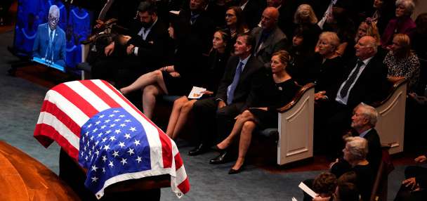 Lindsey Graham returns home one last time for his funeral in South Carolina