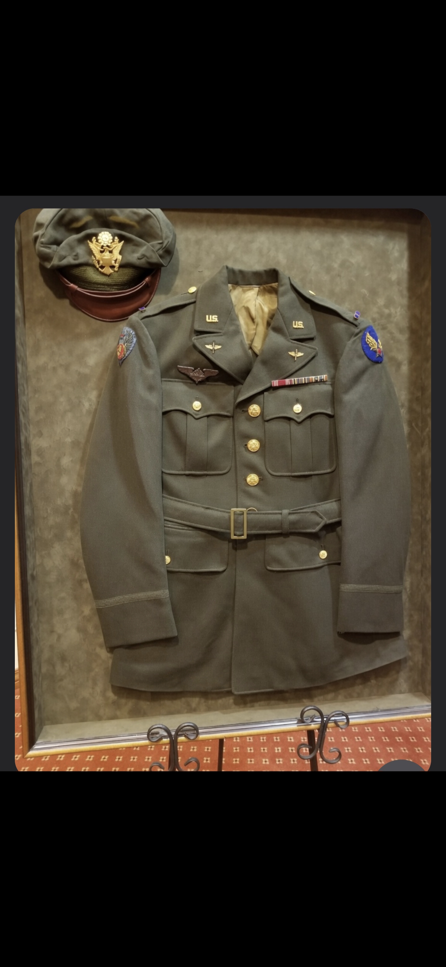 A Utah veteran's WWII uniform, which had been displayed in a frame for more than four decades, became one of his family's most treasured heirlooms. Now, it's missing.