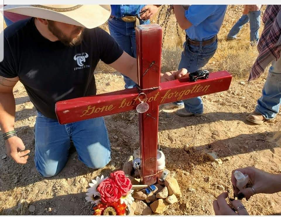 Utah family seeks answers after roadside memorial vanishes near St. George