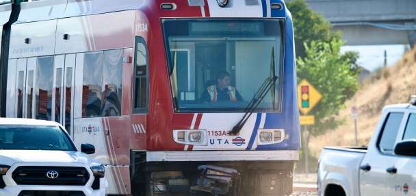 TRAX Green Line derailed after collision with car in Salt Lake City