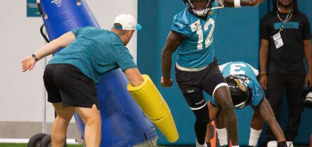 Jags 2-way player Travis Hunter returns stronger and fast after knee injury cuts short rookie year