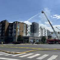 Hundreds evacuated in Midvale apartment fire