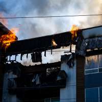 Hundreds evacuated in Midvale apartment fire