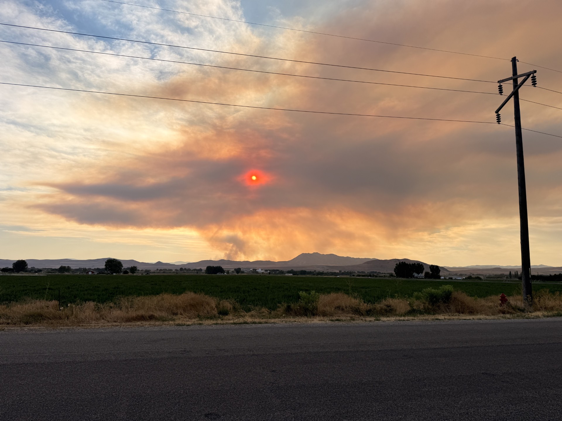 Multiple wildfires spark across Utah as temperatures soar