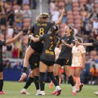 Utah Royals score 5 unanswered to rout Portland, return to top-3 in NWSL