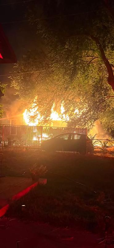 2 injured, home lost in Sandy fire