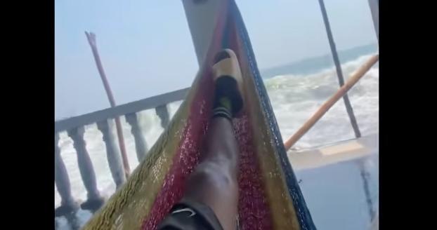 Have You Seen This? Seaside hammock seems more like a car wash