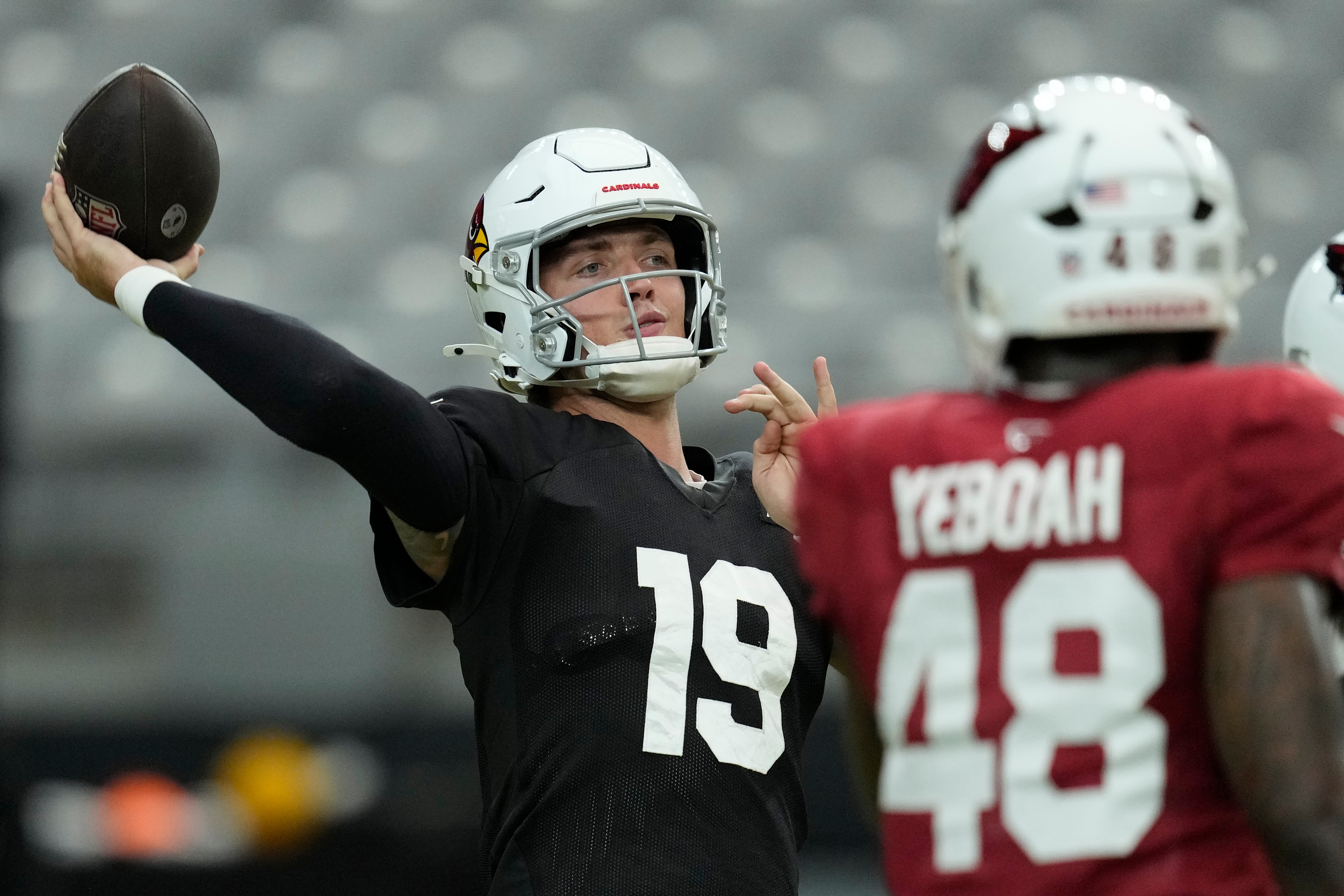 Arizona Cardinals quarterback Carson Beck throws during practice at the NFL football team's training camp, Sunday, Aug. 2, 2026, in Glendale, Ariz. 