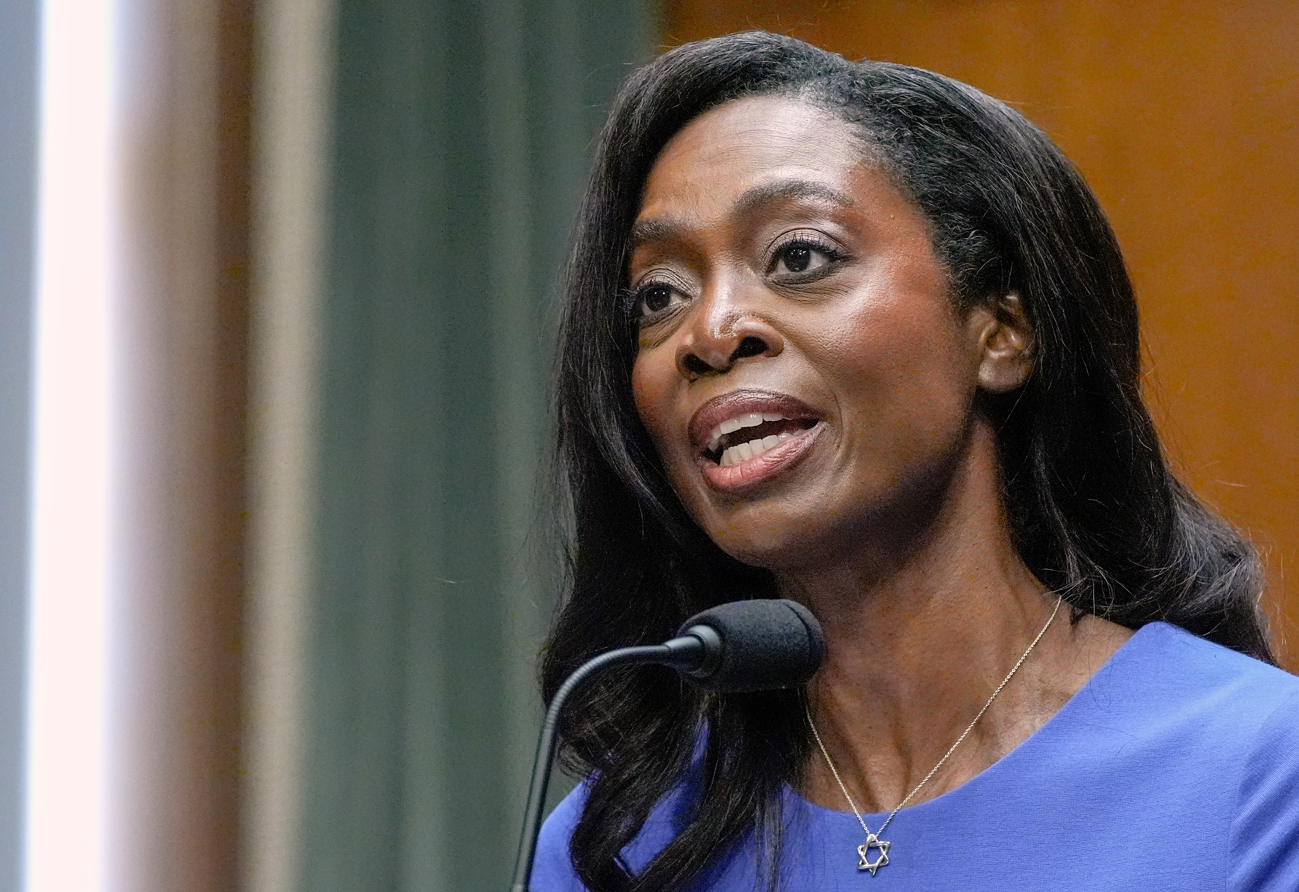 Top U.S. story anchor