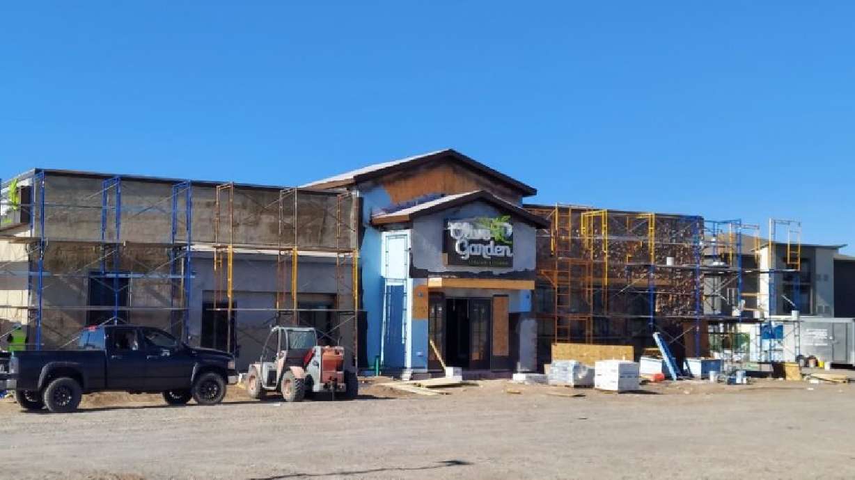 This Olive Garden building is under construction in Rexburg, with most of the structure and sign put together.