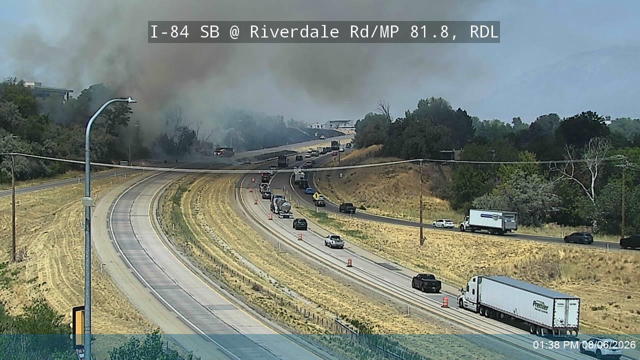 Video shows fire threatening building in Riverdale along I-84