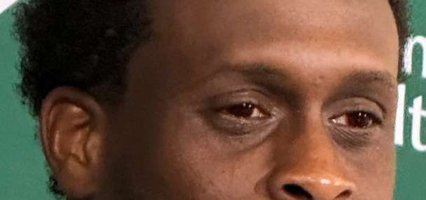 Geno Smith's red, sun glare-tackling contacts are a sight to see at Jets camp
