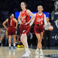 Gray hits buzzer-beating 3s after Clark's mistakes to lift Aces past Fever 86-84 in OT