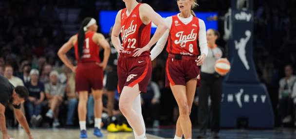 Gray hits buzzer-beating 3s after Clark's mistakes to lift Aces past Fever 86-84 in OT