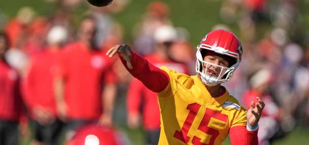 Chiefs coach Andy Reid hints Patrick Mahomes may sit out entire Chiefs preseason after knee surgery