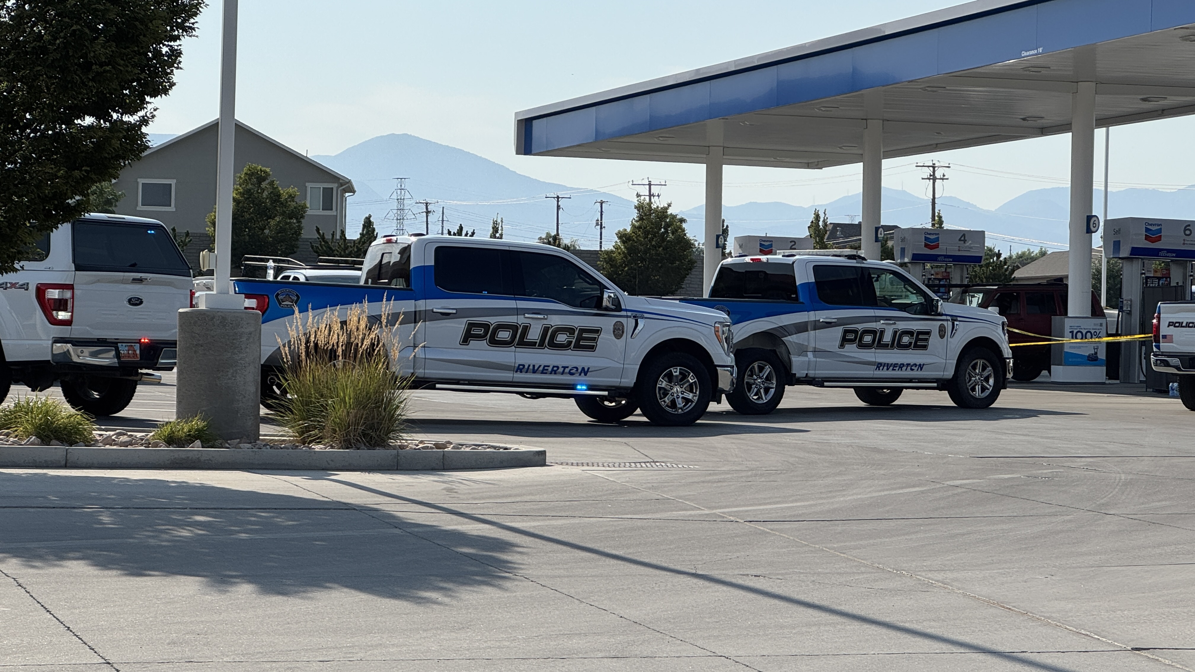Man who entered Riverton gas station with shotgun dead 