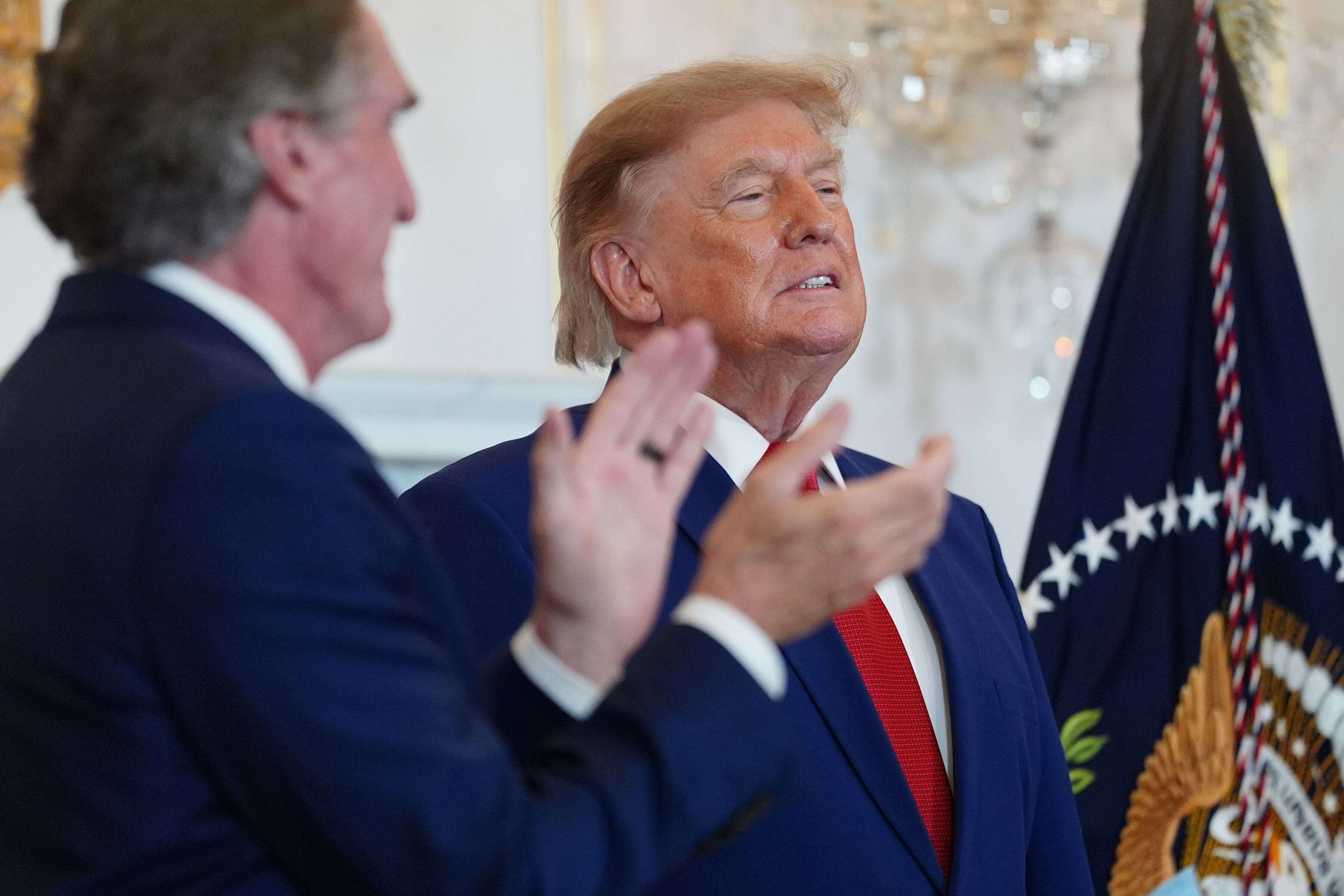 Trump hosts mining CEOs, U. president, as he seeks minerals for defense production