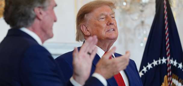 Trump hosts mining CEOs, U. president, as he seeks minerals for defense production